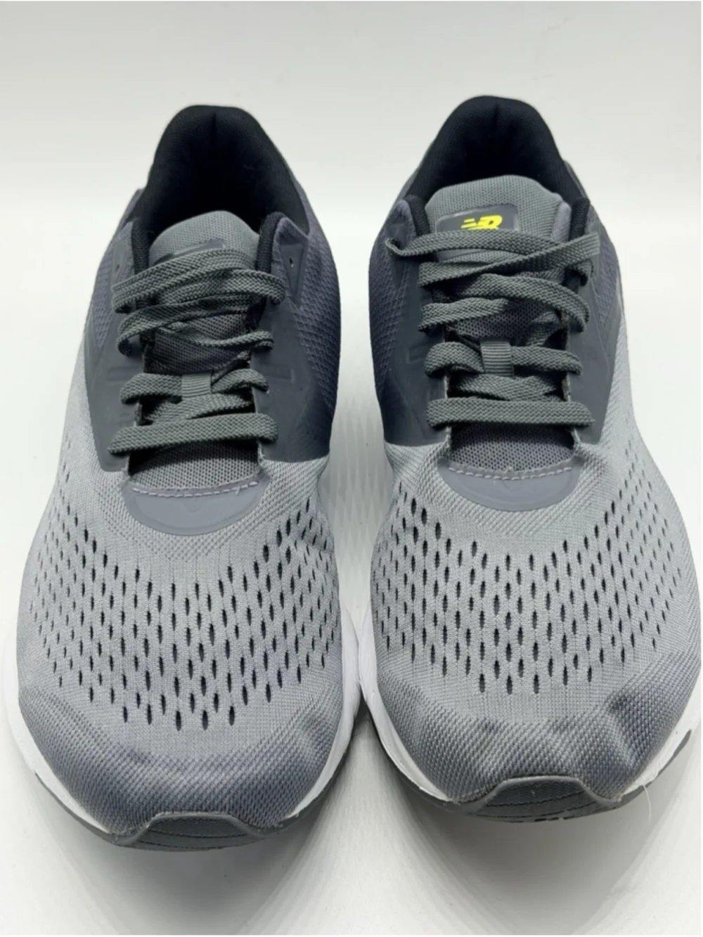 New Balance product pair